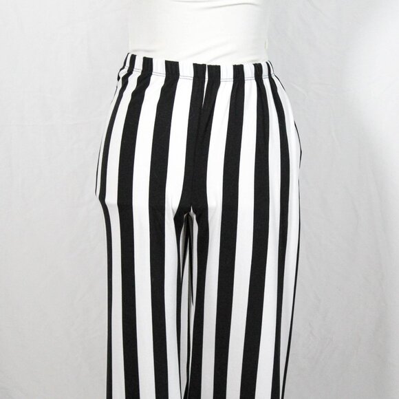 NWT Polly & Esther x Hot Topic Black & White Striped Flare Pants – Plus Size 1 - Picture 6 of 9